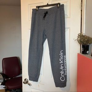 2/$25 🌼 Calvin Klein Performance Jogger